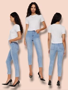 Aritzia Denim Forum The Lola High Rise Skinny Crop Jeans 26L